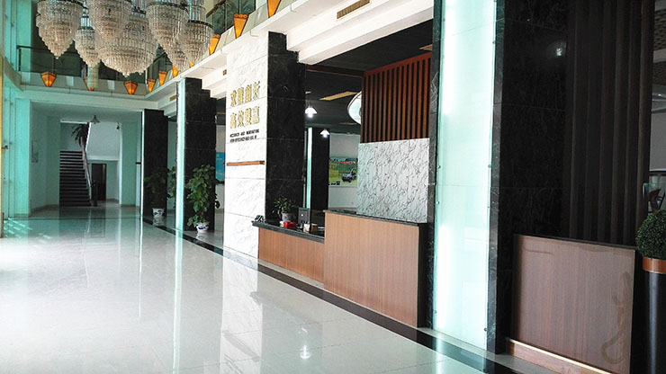 1496803833136373.jpg 朗晴新展廳于第118屆廣交會前正式啟用.圖3.jpg